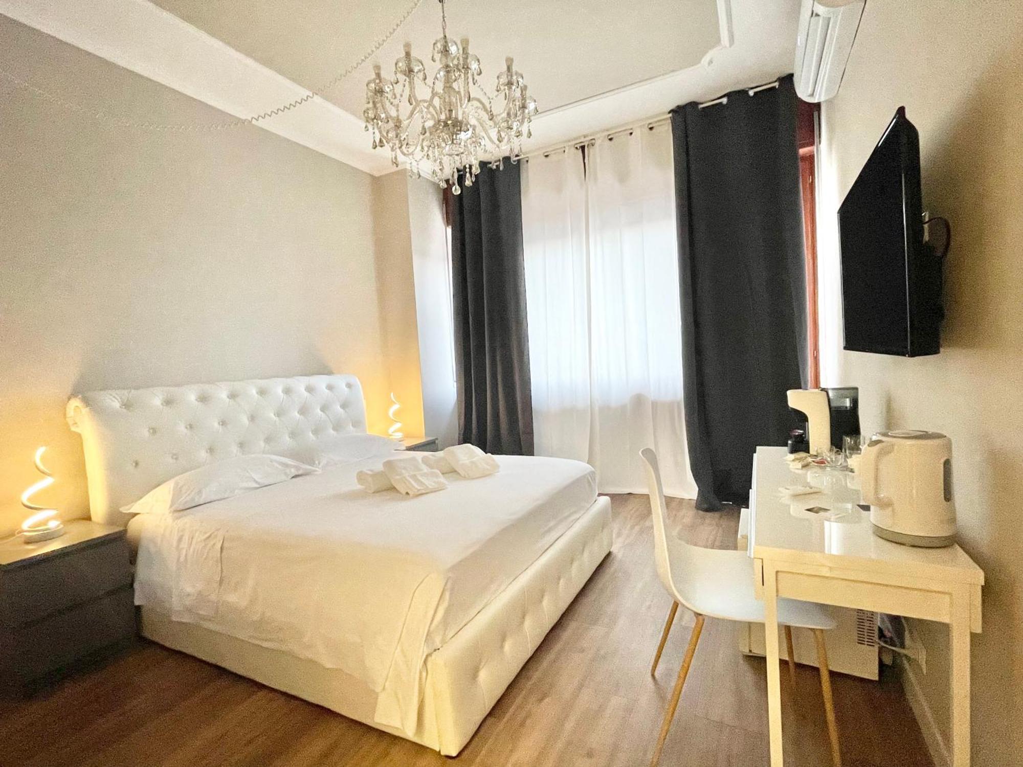 Regina Elena Rooms เปสการา ภายนอก รูปภาพ